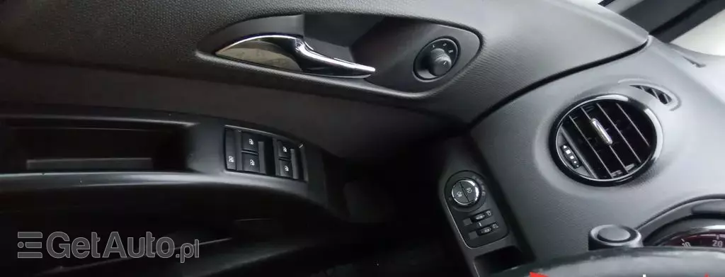 OPEL Meriva 1.4 (120 KM) Turbo Ecotec