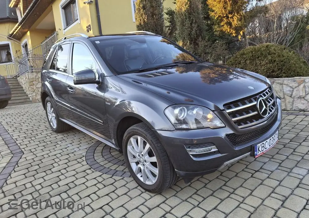 MERCEDES-BENZ ML 