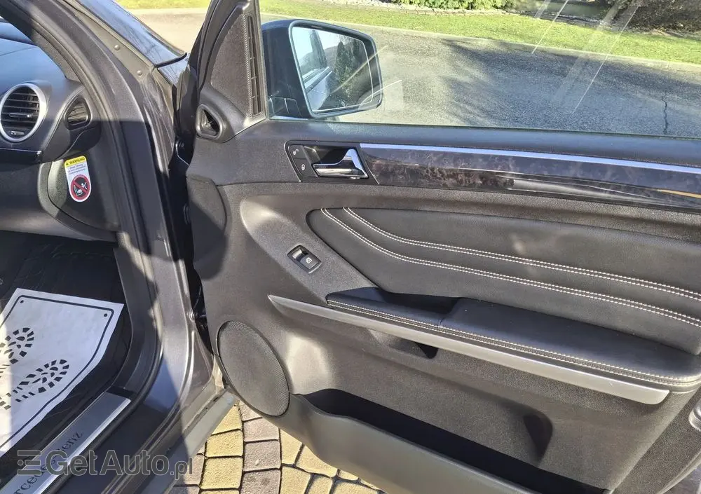 MERCEDES-BENZ ML 