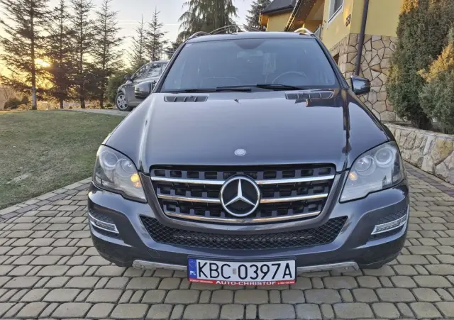 MERCEDES-BENZ ML 