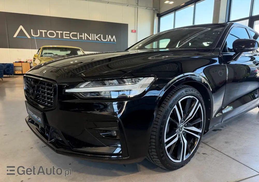 VOLVO S60 T4 R-Design