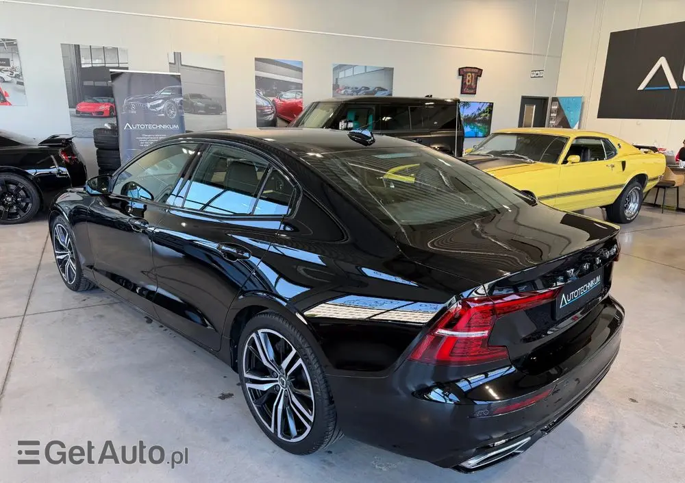 VOLVO S60 T4 R-Design
