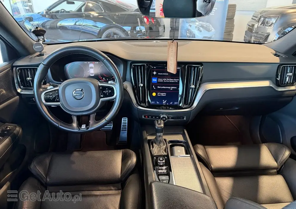 VOLVO S60 T4 R-Design