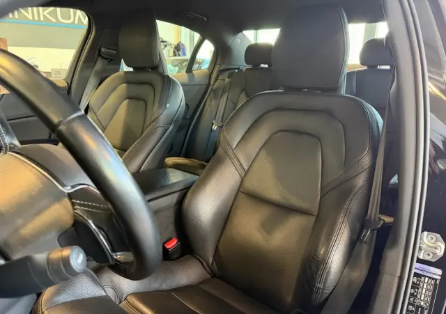 VOLVO S60 T4 R-Design