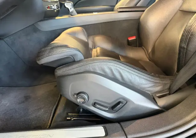 VOLVO S60 T4 R-Design