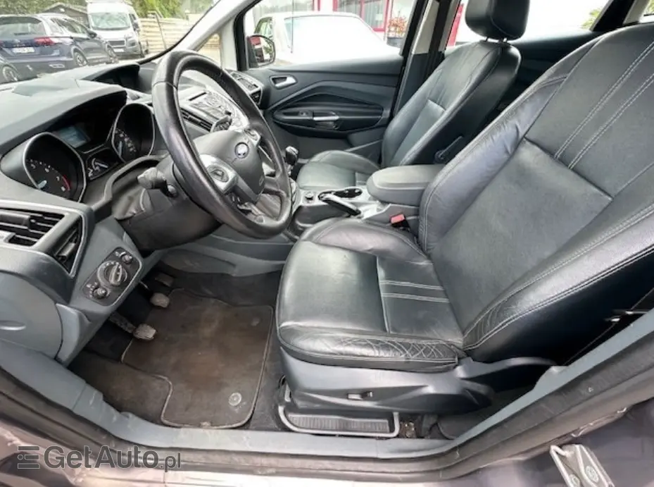 FORD C-Max Titanium