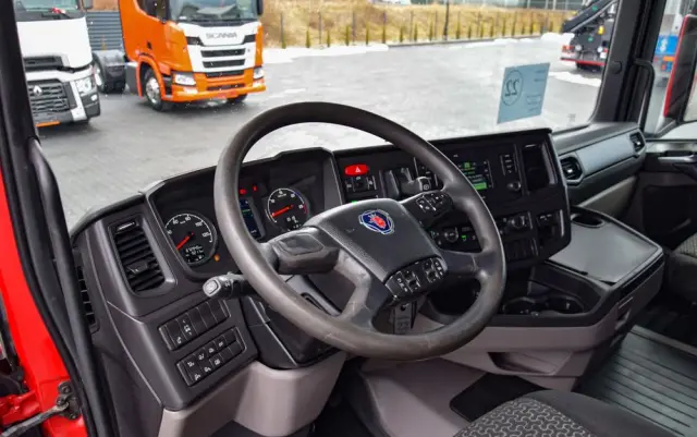 SCANIA R500 / FULL AIRMATIC / HYDRAULIKA / RETARDER / KLIMATYZACJA POSTOJOWA / ACC / KLIMA / LEDY / PO KONTRKCIE SERWISOWYM / SERWISOWANA / SPROWADZONA 