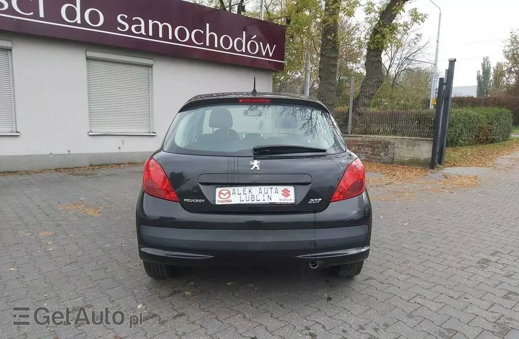PEUGEOT 207 
