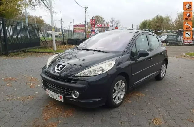 PEUGEOT 207 