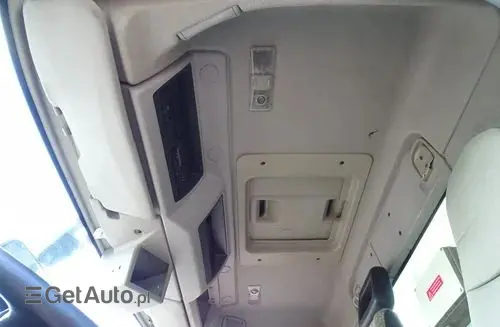 RENAULT Premium Distribution 