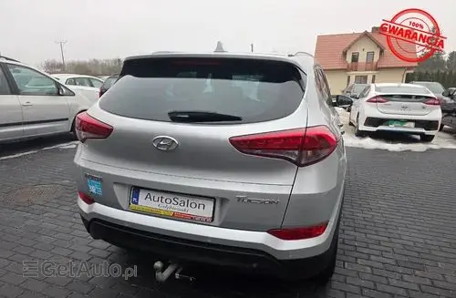 HYUNDAI Tucson 