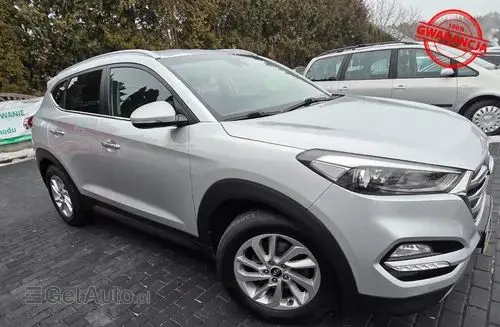 HYUNDAI Tucson 