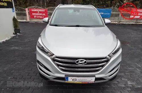 HYUNDAI Tucson 