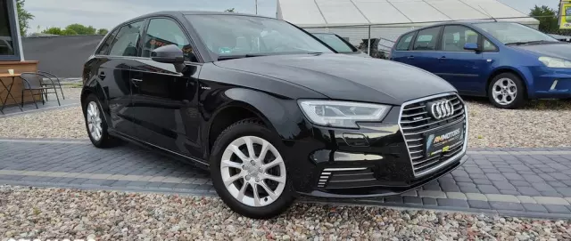 AUDI A3 1.4 TFSI Sportback e-tron