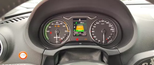 AUDI A3 1.4 TFSI Sportback e-tron