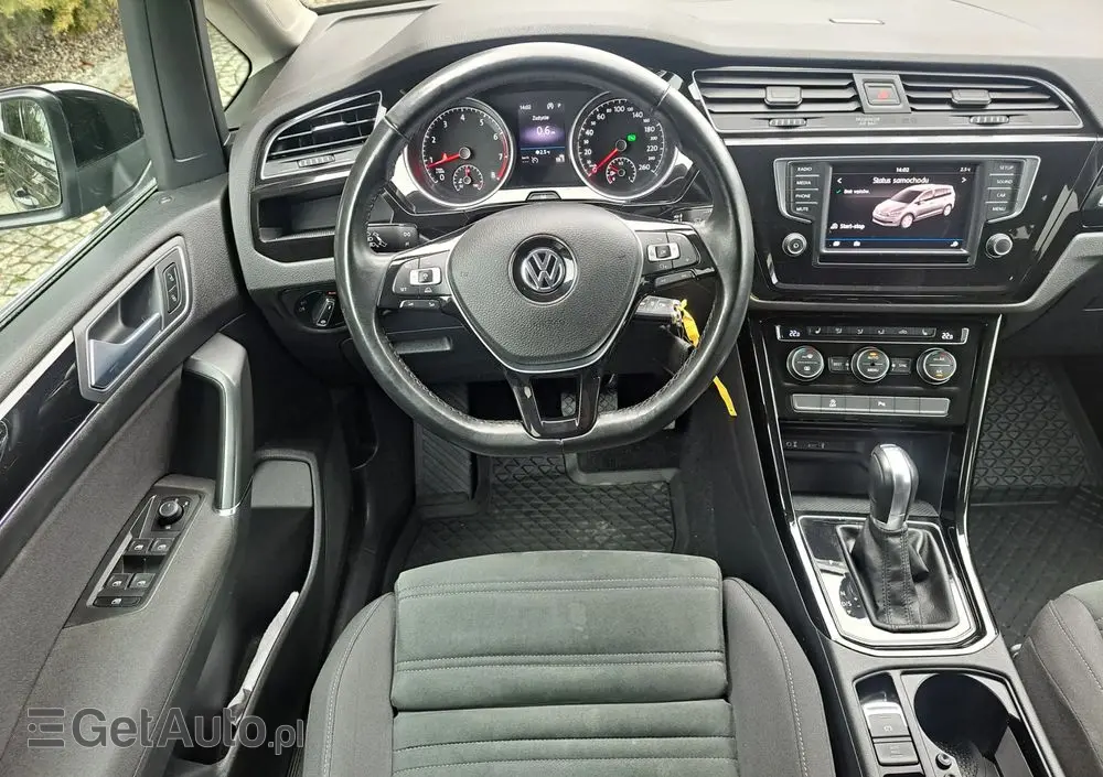 VOLKSWAGEN Touran 1.4 TSI (BlueMotion Technology) DSG Highline