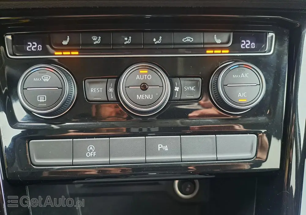 VOLKSWAGEN Touran 1.4 TSI (BlueMotion Technology) DSG Highline