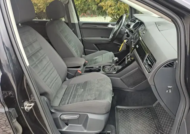 VOLKSWAGEN Touran 1.4 TSI (BlueMotion Technology) DSG Highline