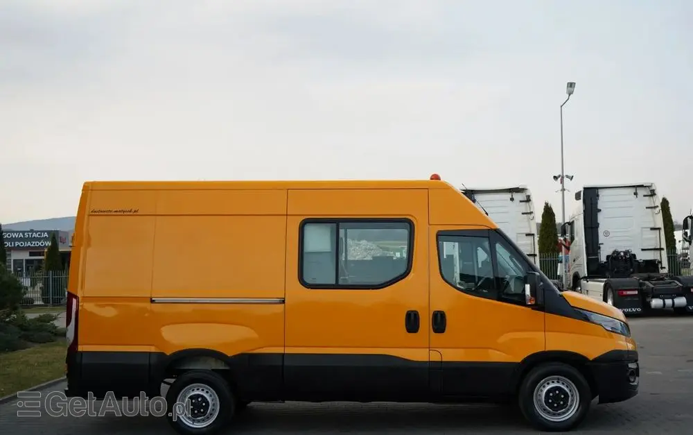 IVECO DAILY 35-130 / BRYGADÓWKA / 7 MIEJSC / BLASZAK / FURGON / SPROWADZONY 