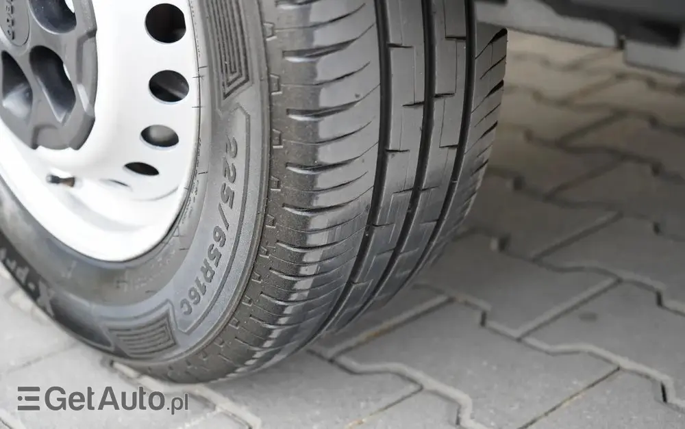 IVECO DAILY 35-130 / BRYGADÓWKA / 7 MIEJSC / BLASZAK / FURGON / SPROWADZONY 