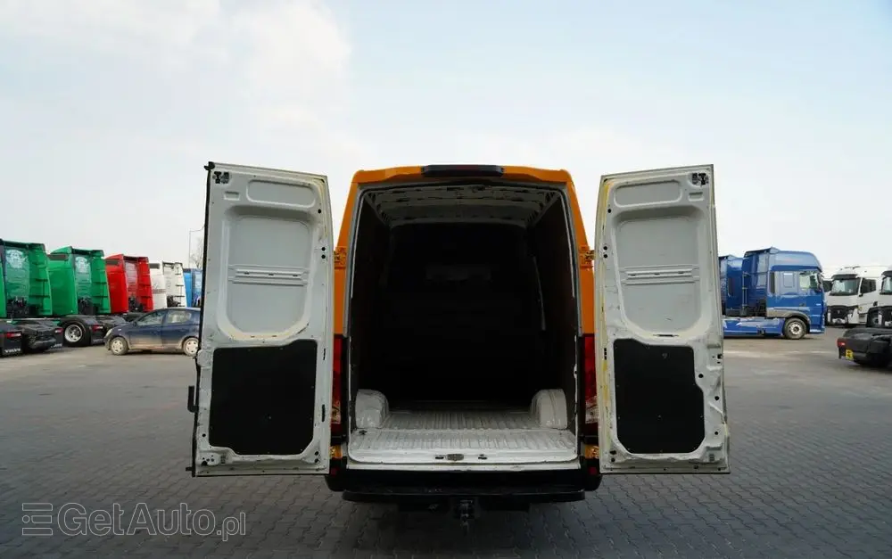 IVECO DAILY 35-130 / BRYGADÓWKA / 7 MIEJSC / BLASZAK / FURGON / SPROWADZONY 