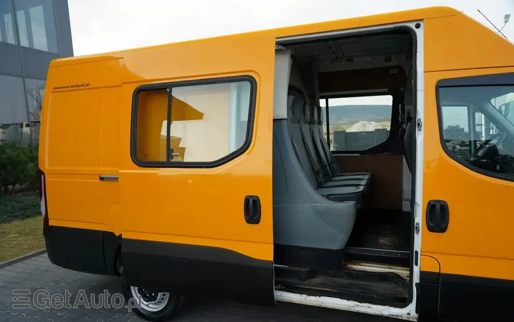 IVECO DAILY 35-130 / BRYGADÓWKA / 7 MIEJSC / BLASZAK / FURGON / SPROWADZONY 