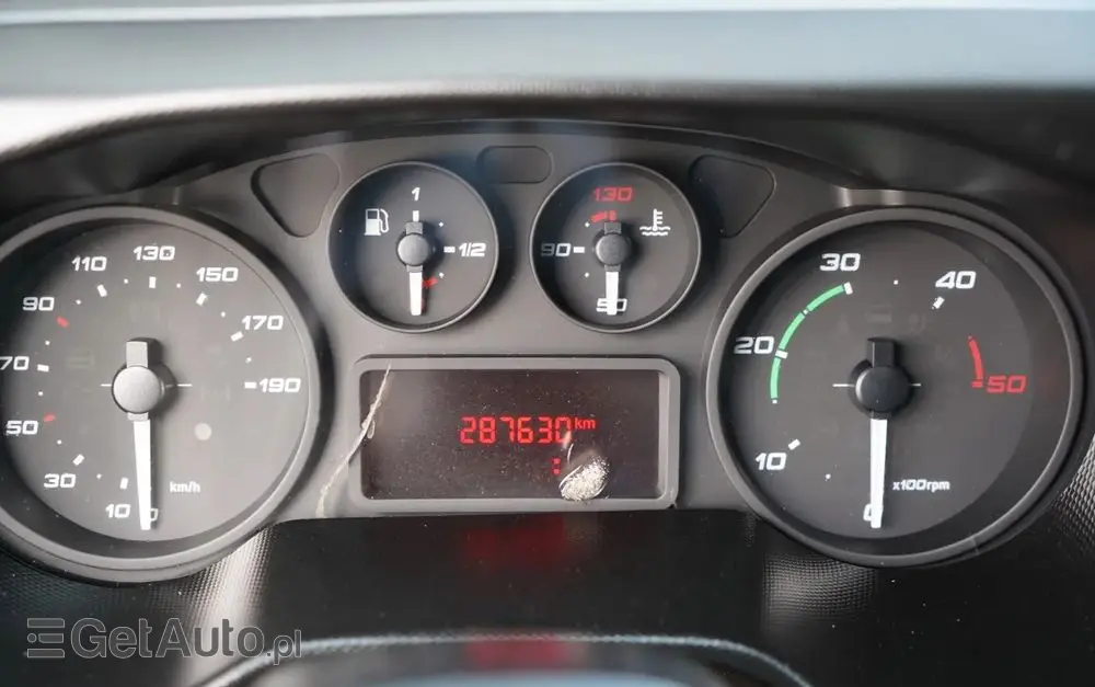 IVECO DAILY 35-130 / BRYGADÓWKA / 7 MIEJSC / BLASZAK / FURGON / SPROWADZONY 