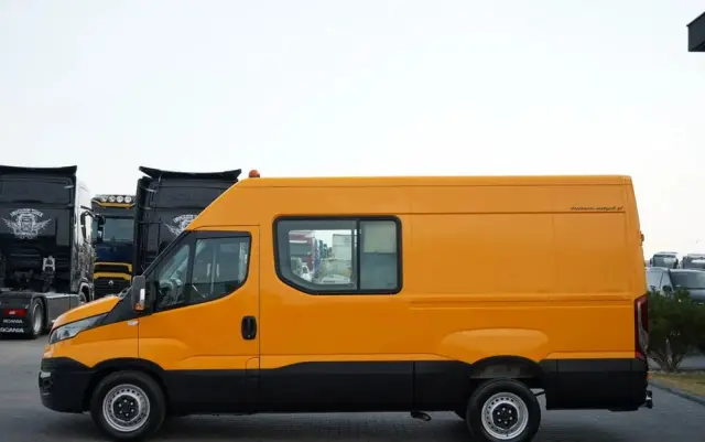 IVECO DAILY 35-130 / BRYGADÓWKA / 7 MIEJSC / BLASZAK / FURGON / SPROWADZONY 