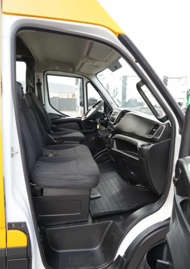 IVECO DAILY 35-130 / BRYGADÓWKA / 7 MIEJSC / BLASZAK / FURGON / SPROWADZONY 