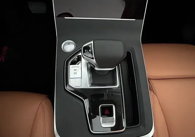 BAIC 7 1.5T Luxury DCT