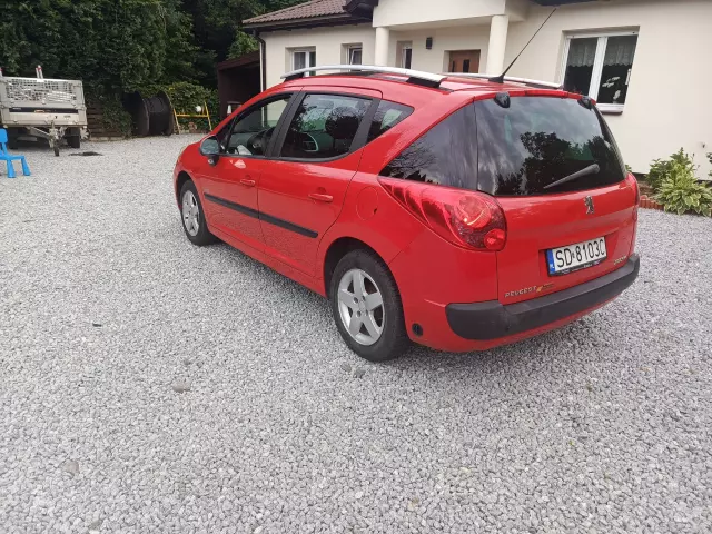 PEUGEOT 207 