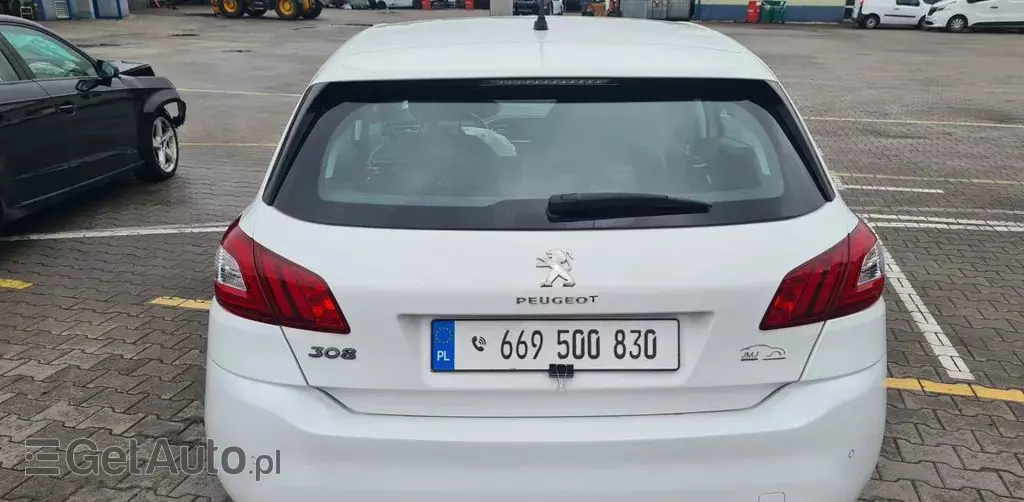 PEUGEOT 308 