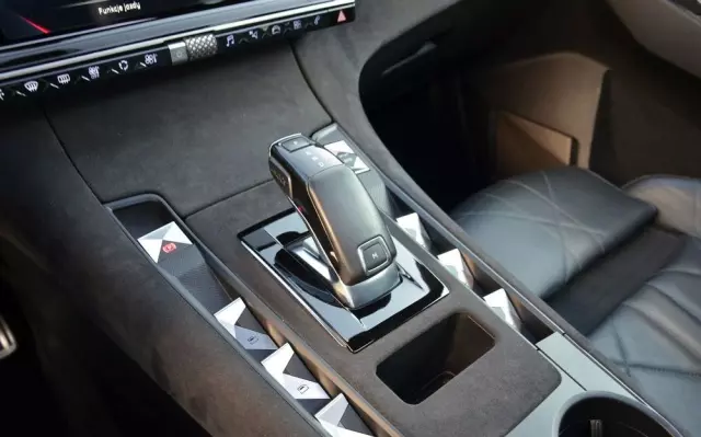 DS AUTOMOBILES DS 7 Crossback 