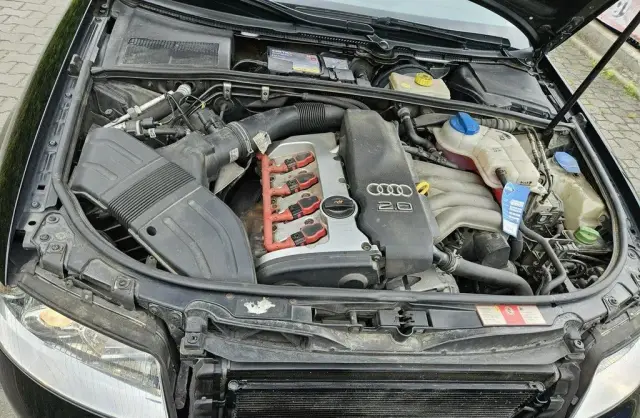 AUDI A4 