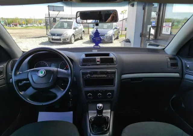 SKODA Octavia 