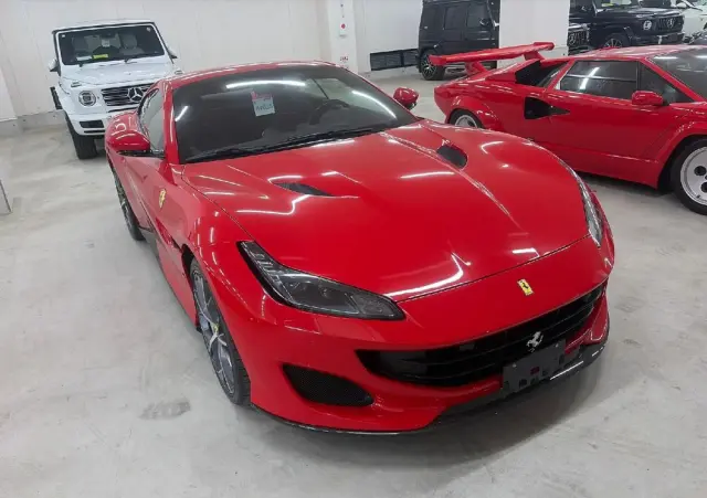 FERRARI Portofino 