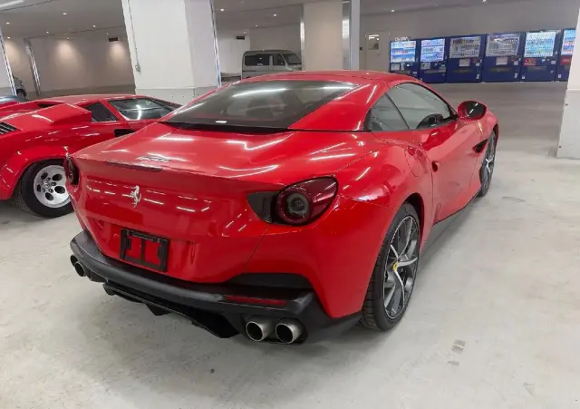 FERRARI Portofino 