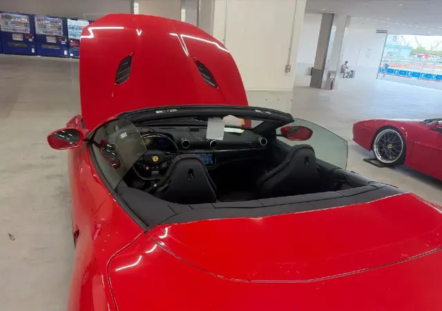 FERRARI Portofino 