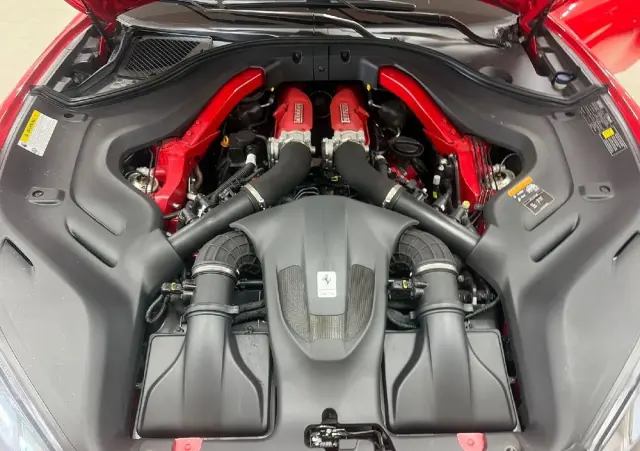 FERRARI Portofino 