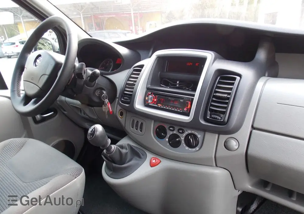 OPEL Vivaro L1H1 Tour