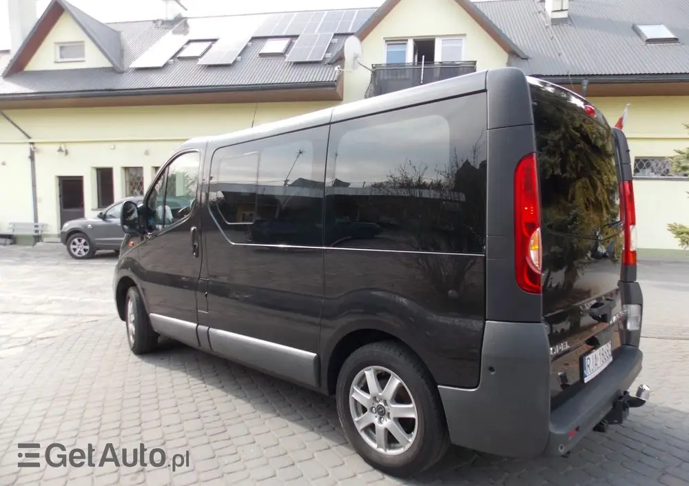 OPEL Vivaro L1H1 Tour