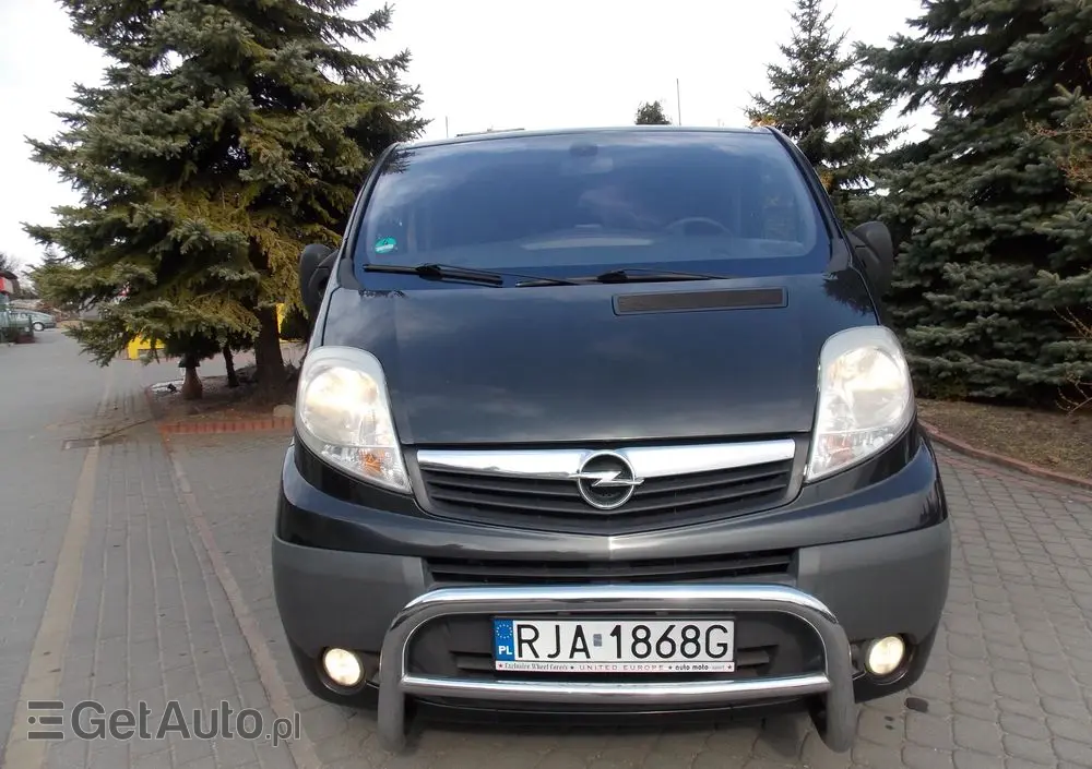 OPEL Vivaro L1H1 Tour