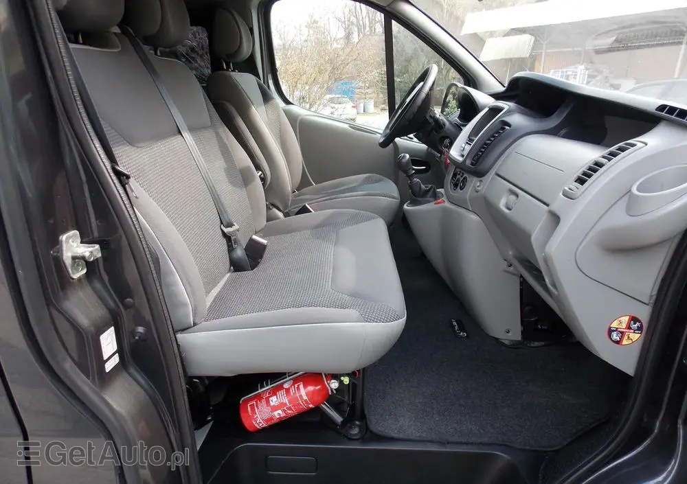 OPEL Vivaro L1H1 Tour