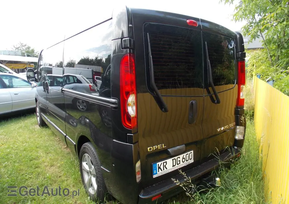 OPEL Vivaro L1H1 Tour