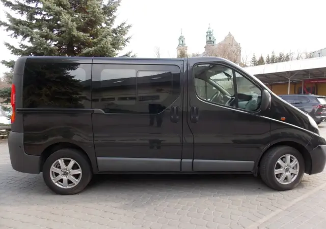 OPEL Vivaro L1H1 Tour