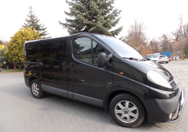 OPEL Vivaro L1H1 Tour