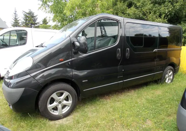 OPEL Vivaro L1H1 Tour