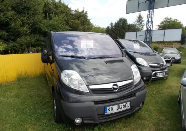 OPEL Vivaro L1H1 Tour