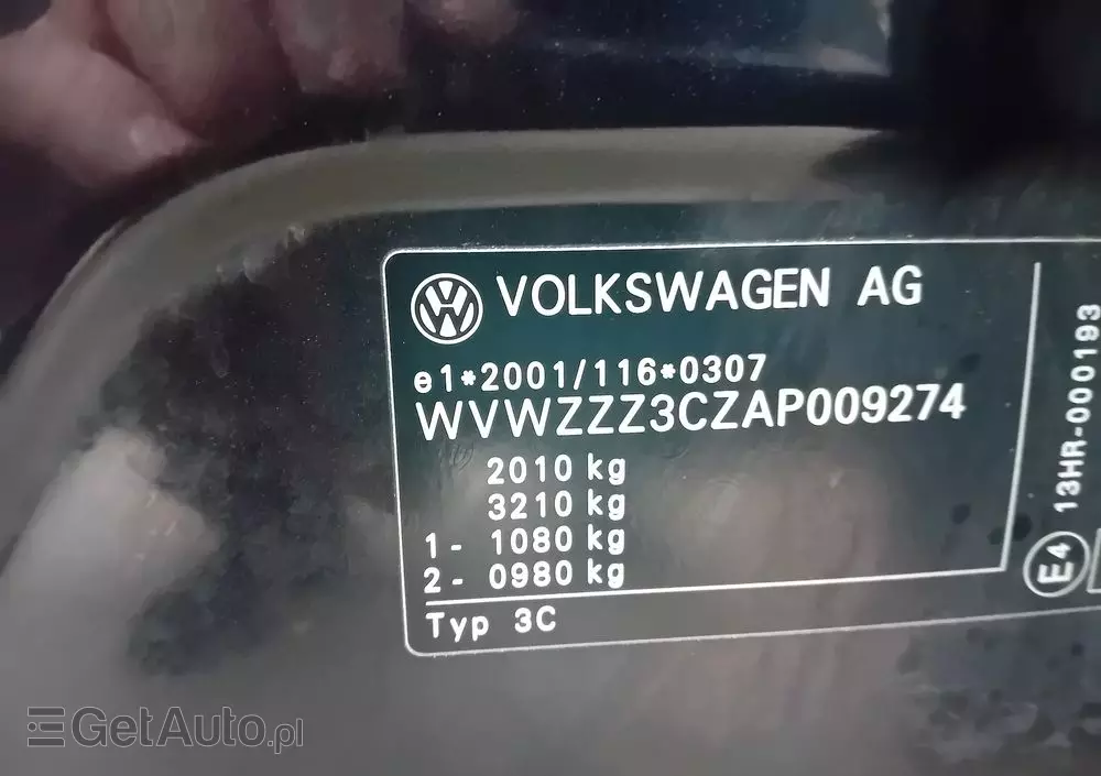VOLKSWAGEN Passat 