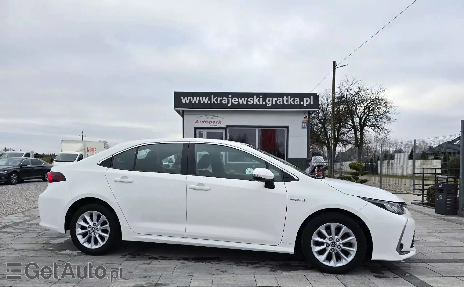 TOYOTA Corolla 1.8i (122 KM) Hybrid CVT
